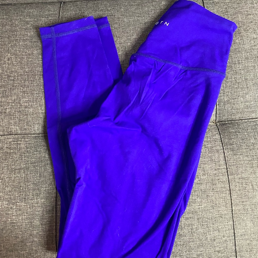 NVGTN signature leggings